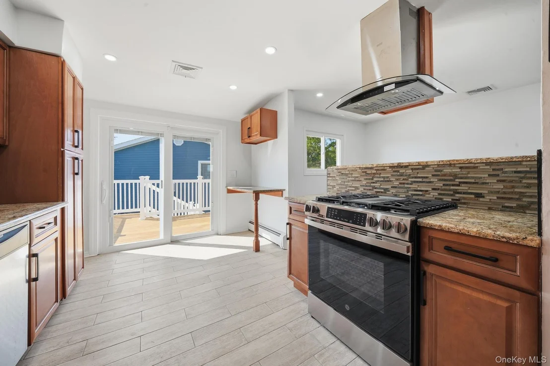 Photo of 133 Meister Boulevard