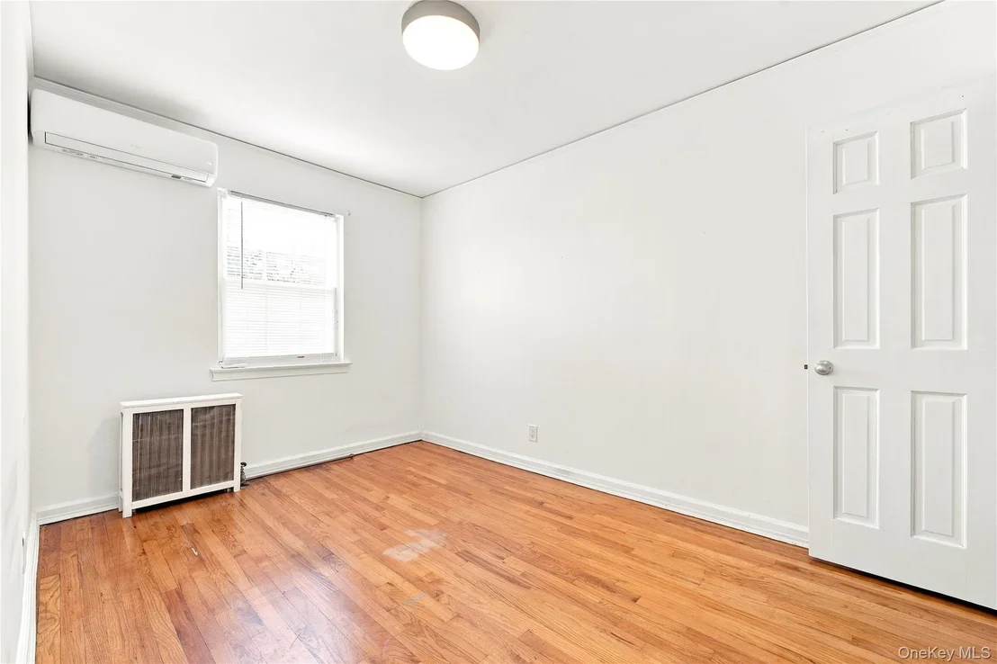 Photo of 7351 Utopia Parkway