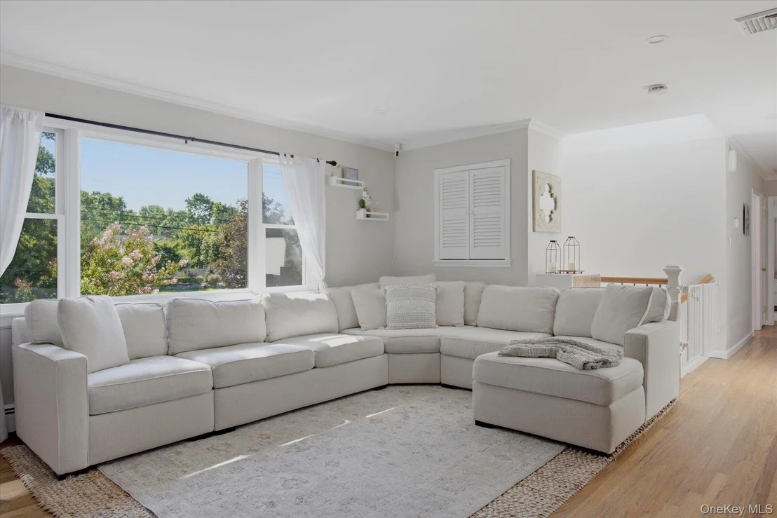 Photo of 772 Pulaski Road