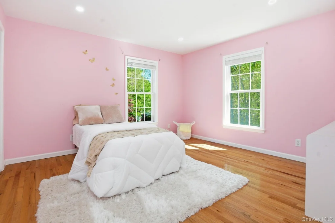 Photo of 28 Sassinoro Drive