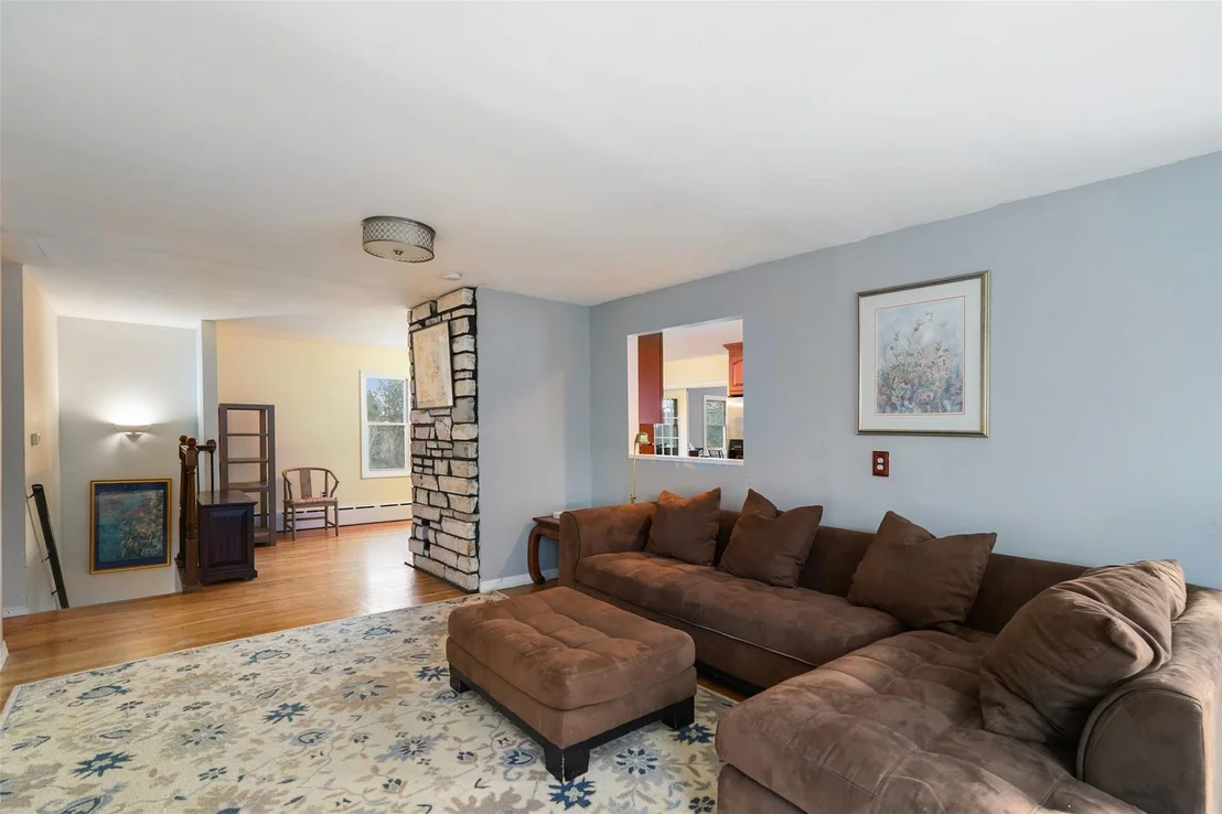 Photo of 24 Buttonwood Road