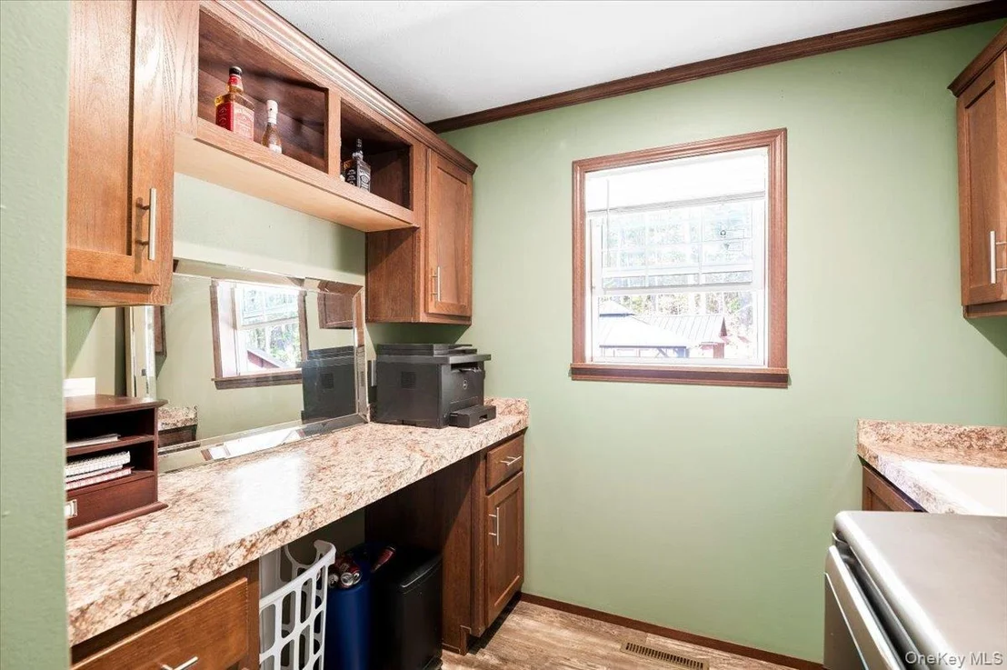 Photo of 110 Silver Spur Road W