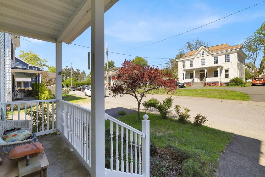 Photo of 15 Davis Street