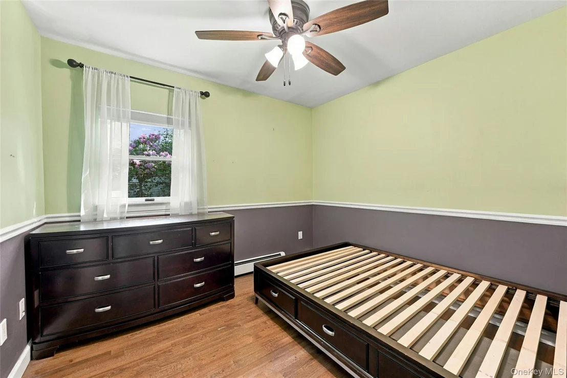 Photo of 82 Oakwood Drive
