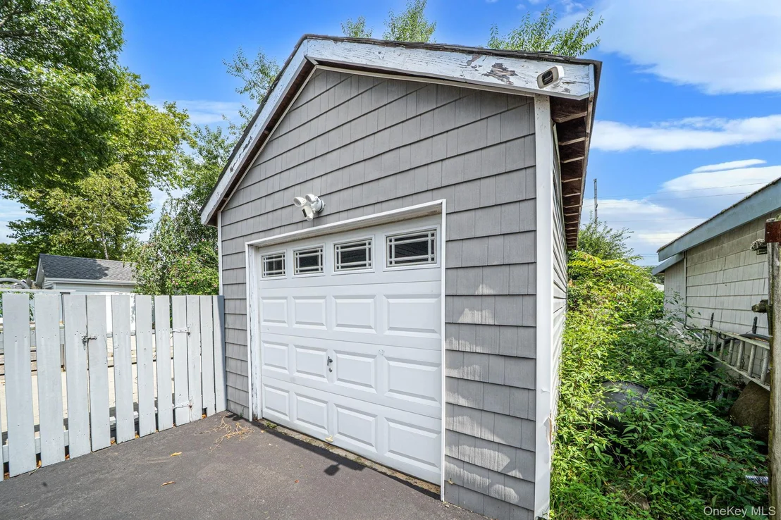 Photo of 101 Highland Avenue