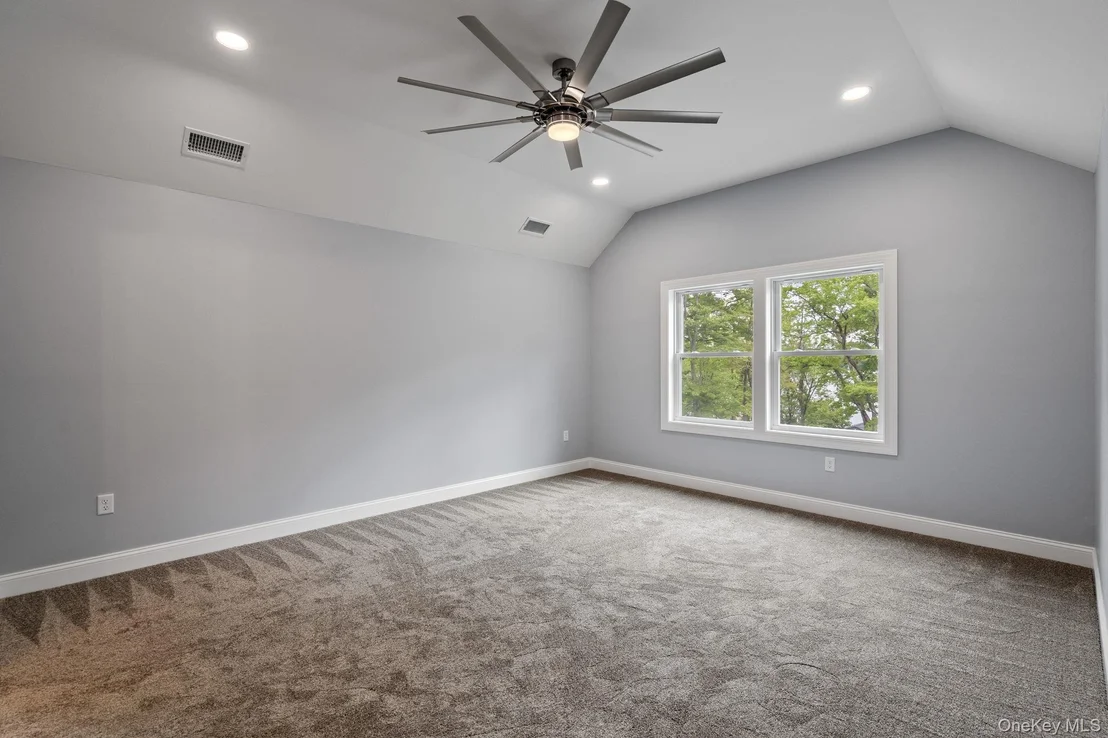Photo of 61 Smith Avenue