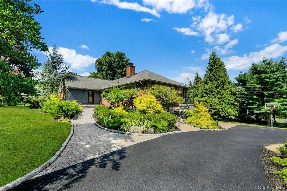 Photo of 236 Westlake Drive