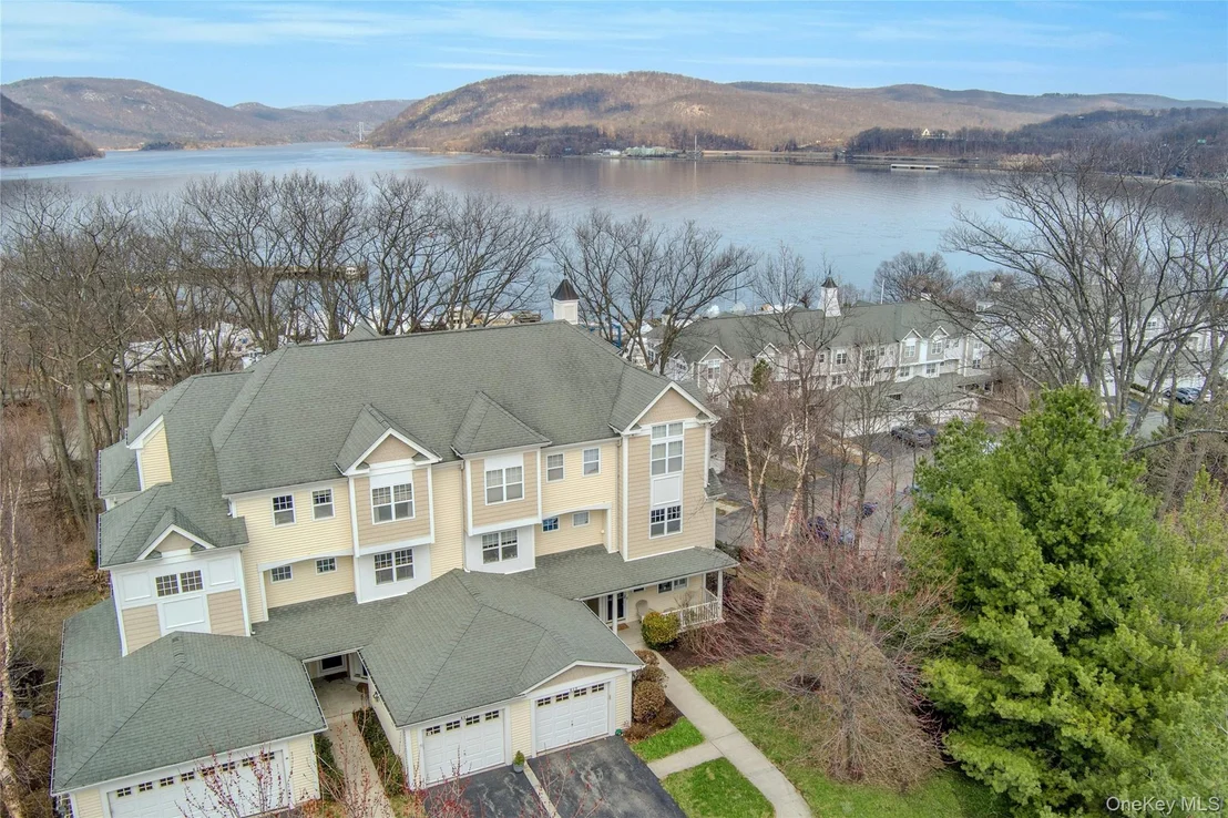 Photo of 614 Viewpoint Terrace