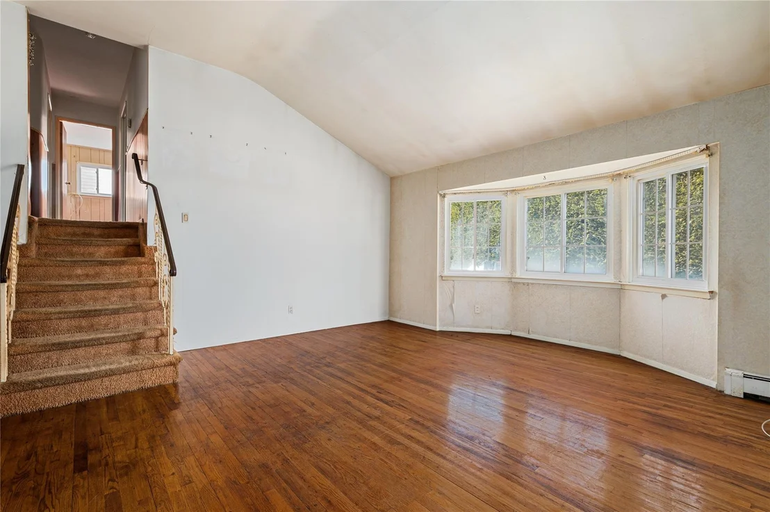 Photo of 2491 Malibu Road