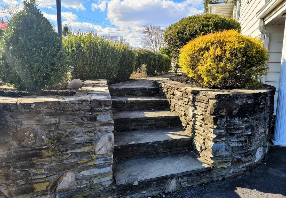 Photo of 2 Daisy Lane