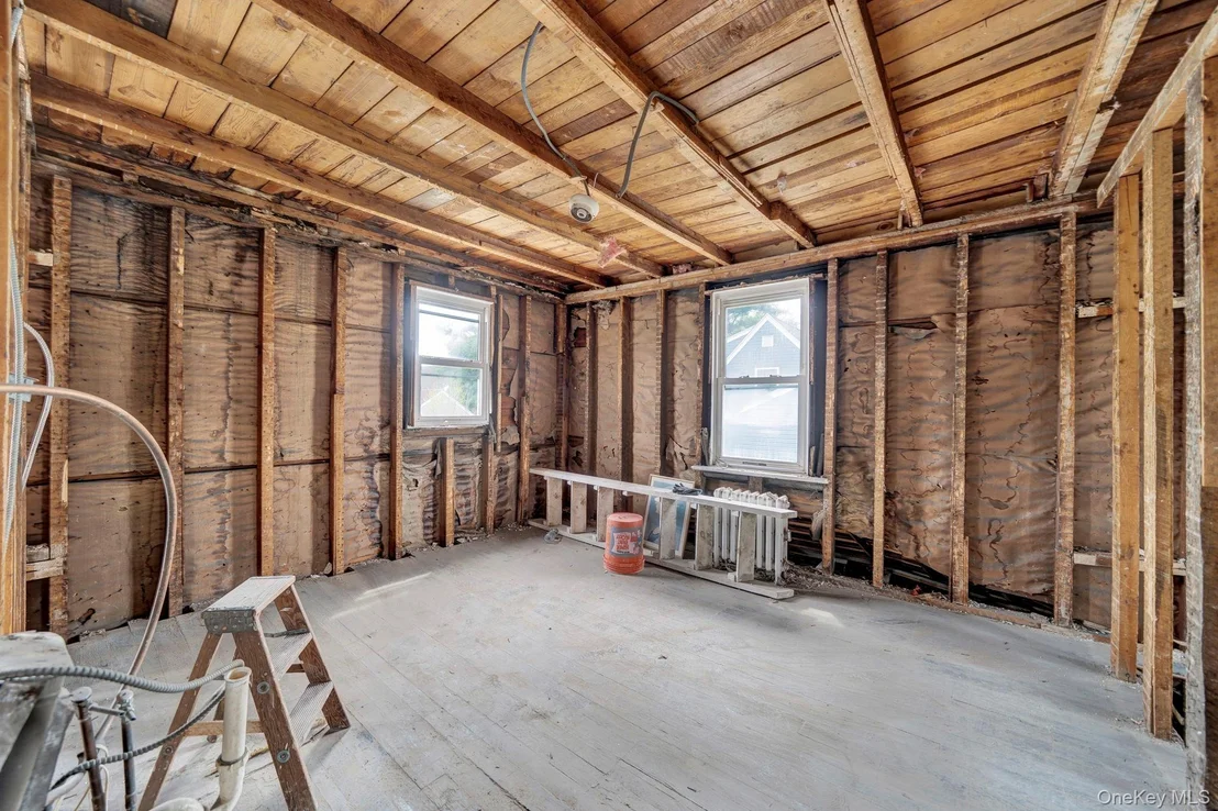 Photo of 64 4th Avenue