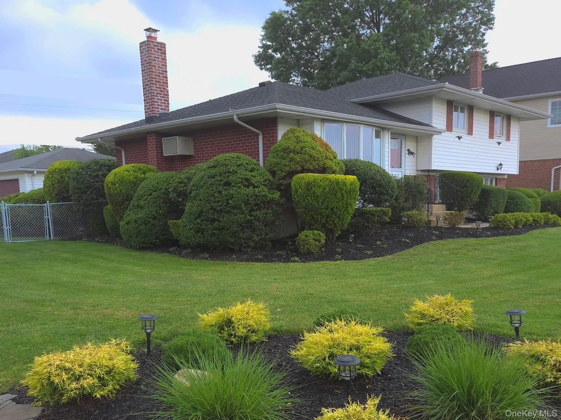Photo of 51 Eileen Avenue