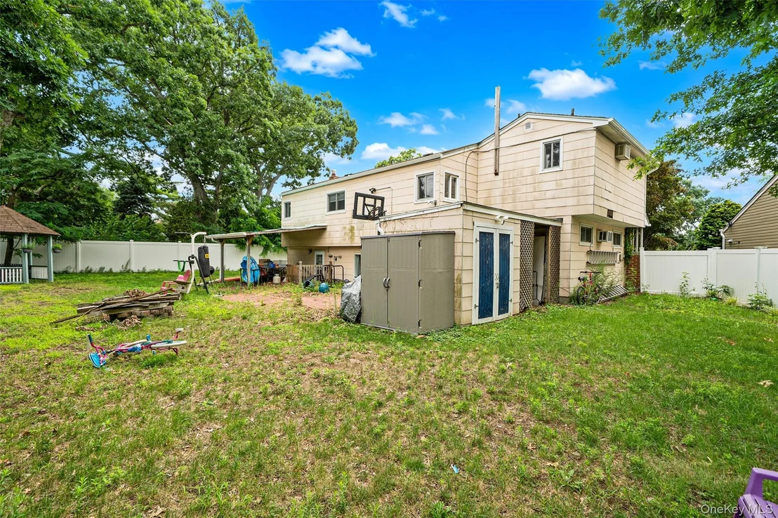 Photo of 2275 Hynes Place