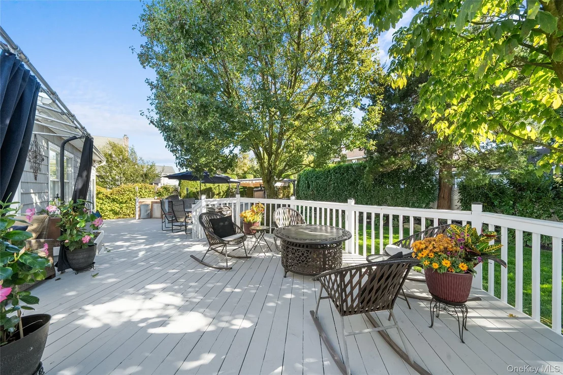 Photo of 156 Cabot Road