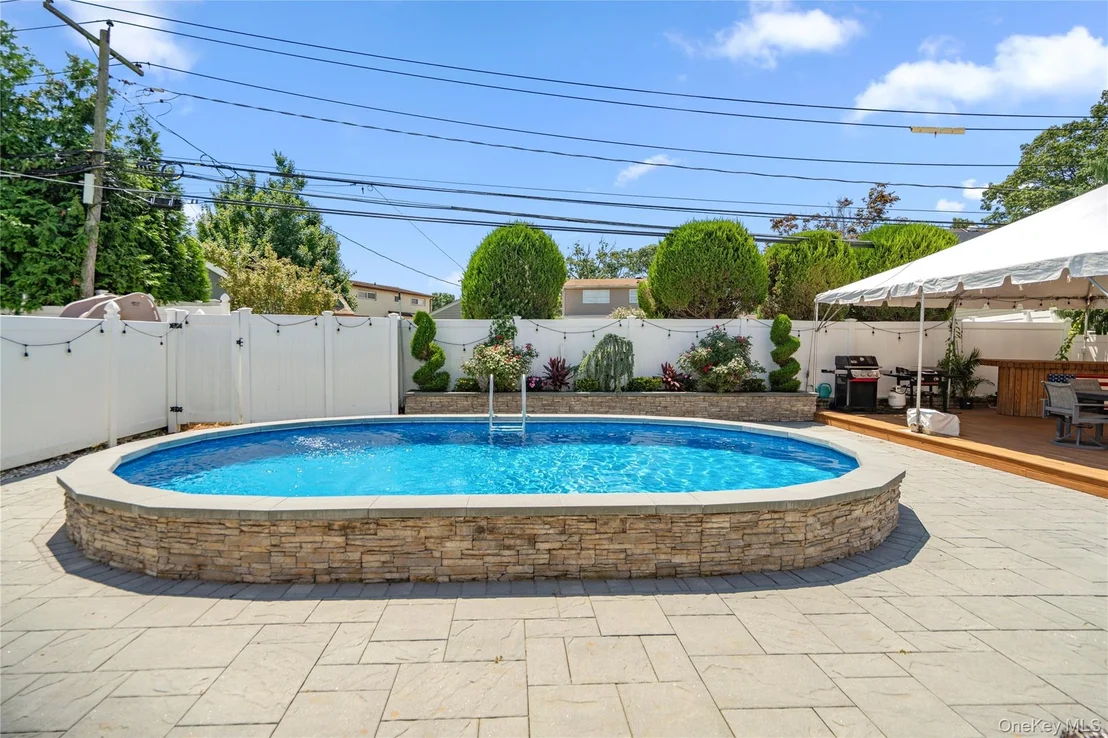 Photo of 1005 Ferngate Drive