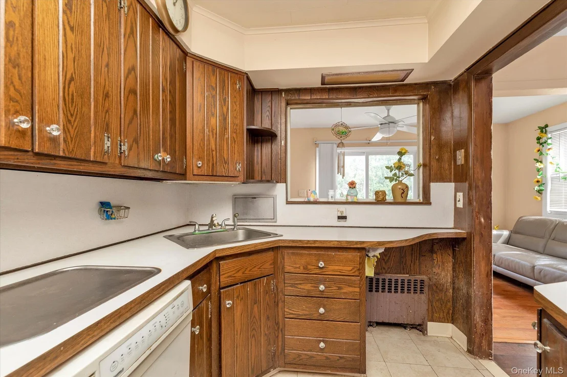 Photo of 1055 Archer Place