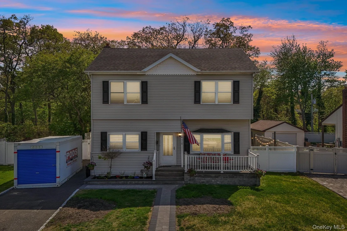 Photo of 958 Alan Drive