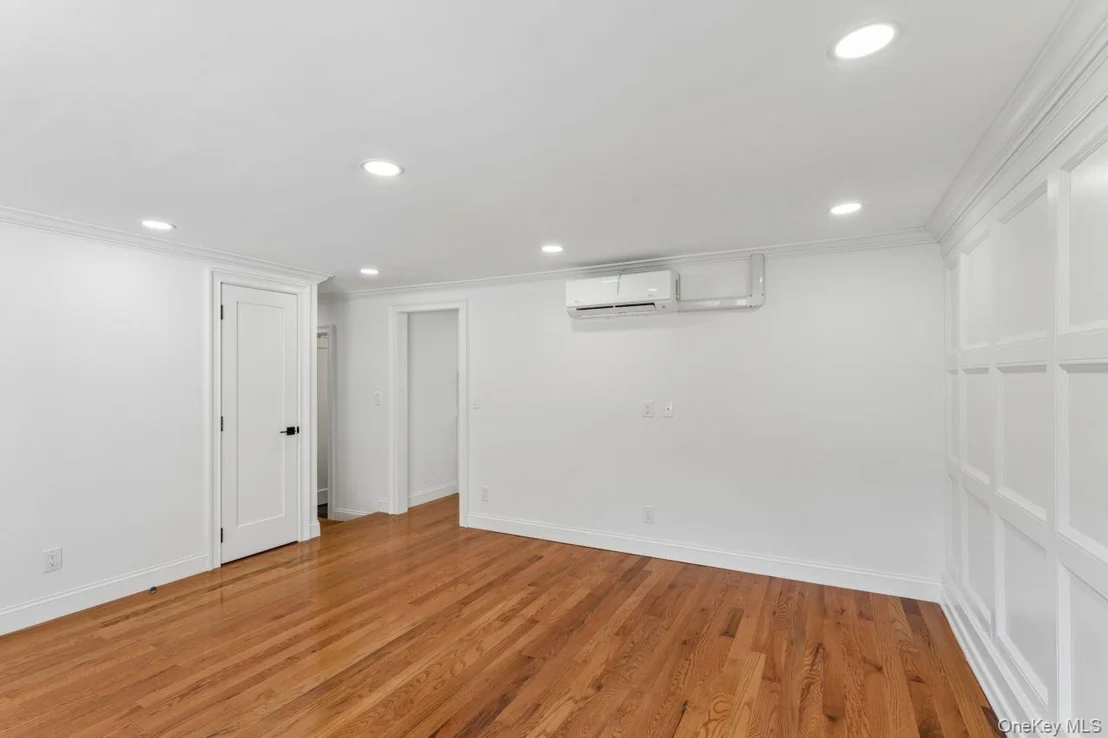 Photo of 98 Rose Place