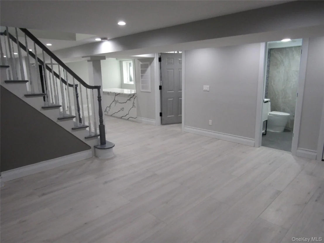 Photo of 89 Kenneth Place