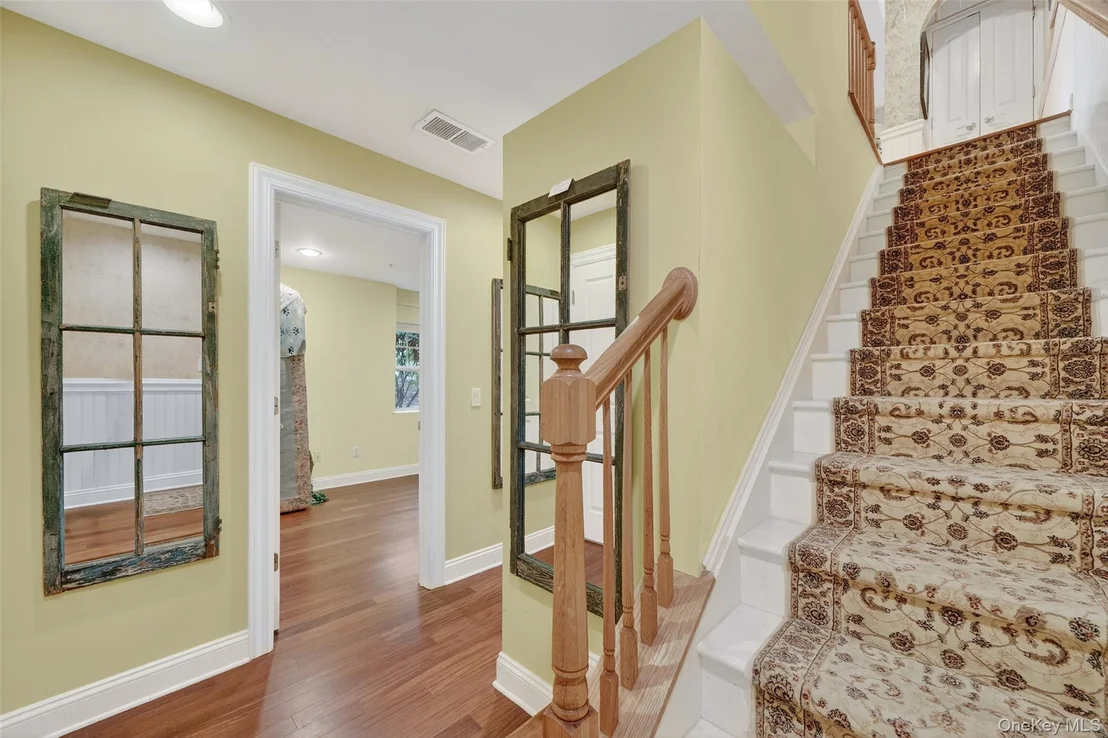 Photo of 111 Viewpoint Terrace