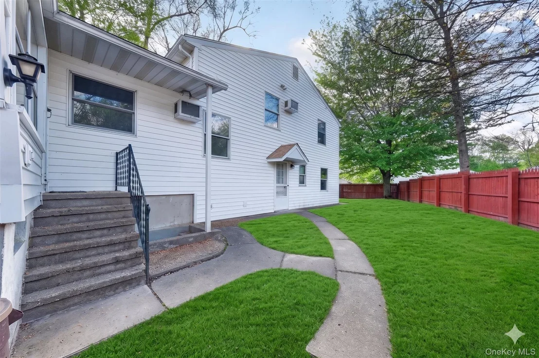 Photo of 2 Gary Place