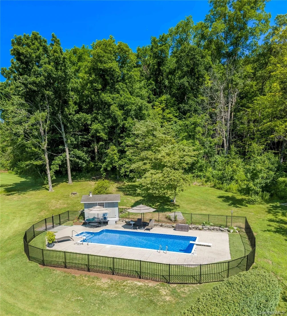 Photo of 21 Overlook Drive