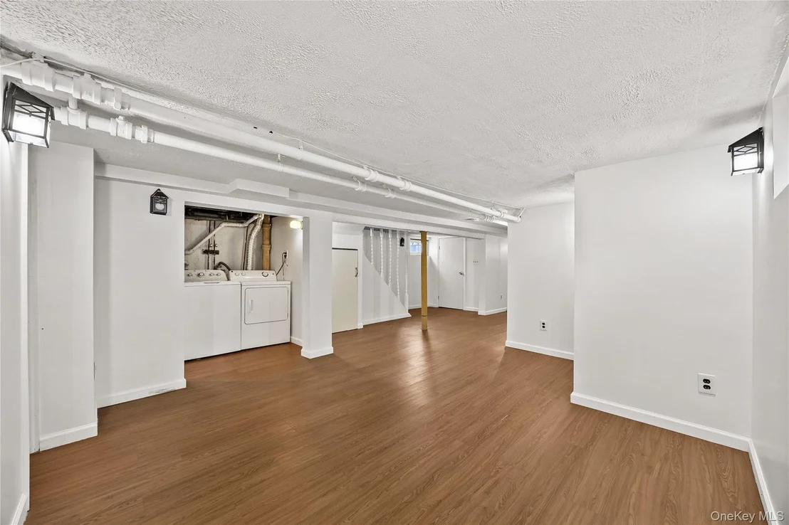 Photo of 425 Marcellus Road