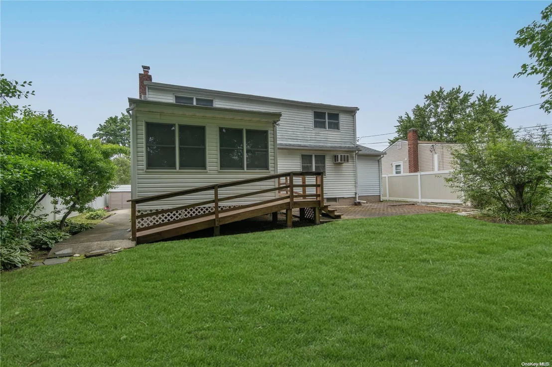 Photo of 5 Crescent Drive