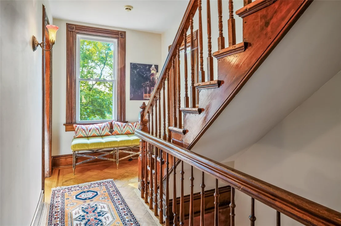 Photo of 33 Ridge Road