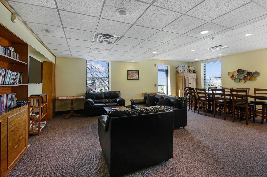 Photo of 24 Poplar Circle