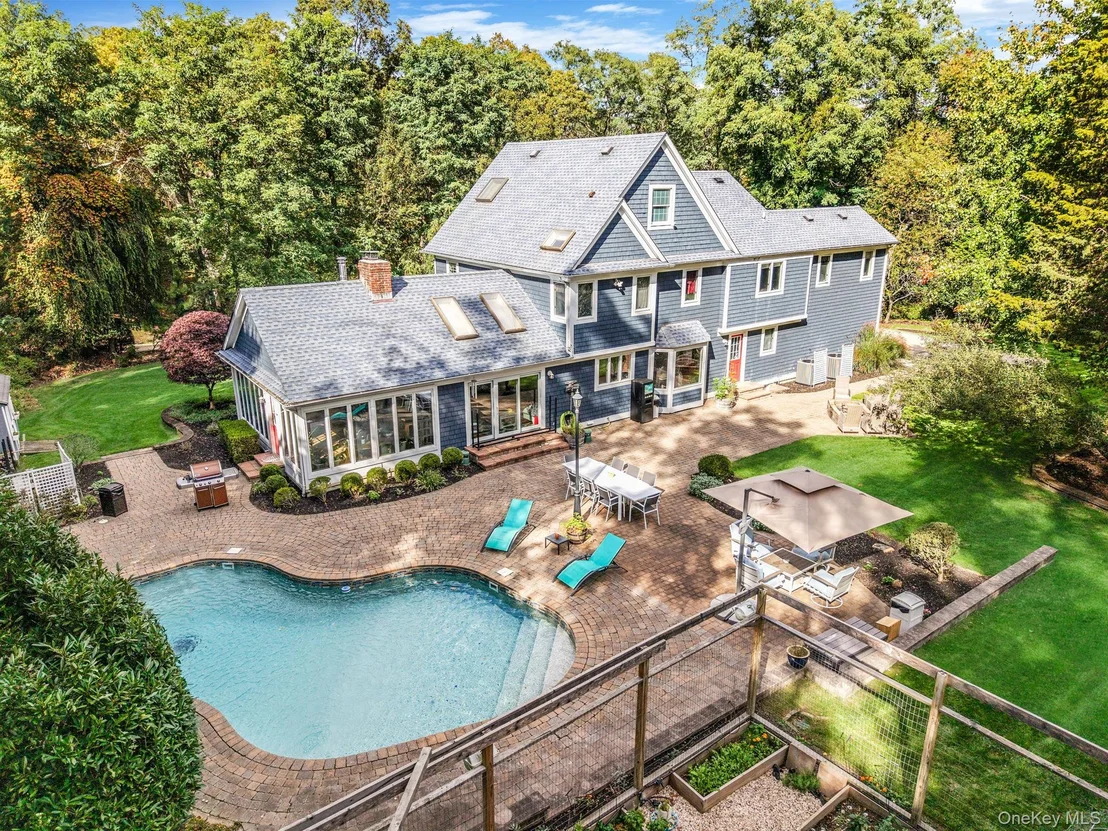 Photo of 27 Tower Hill Road