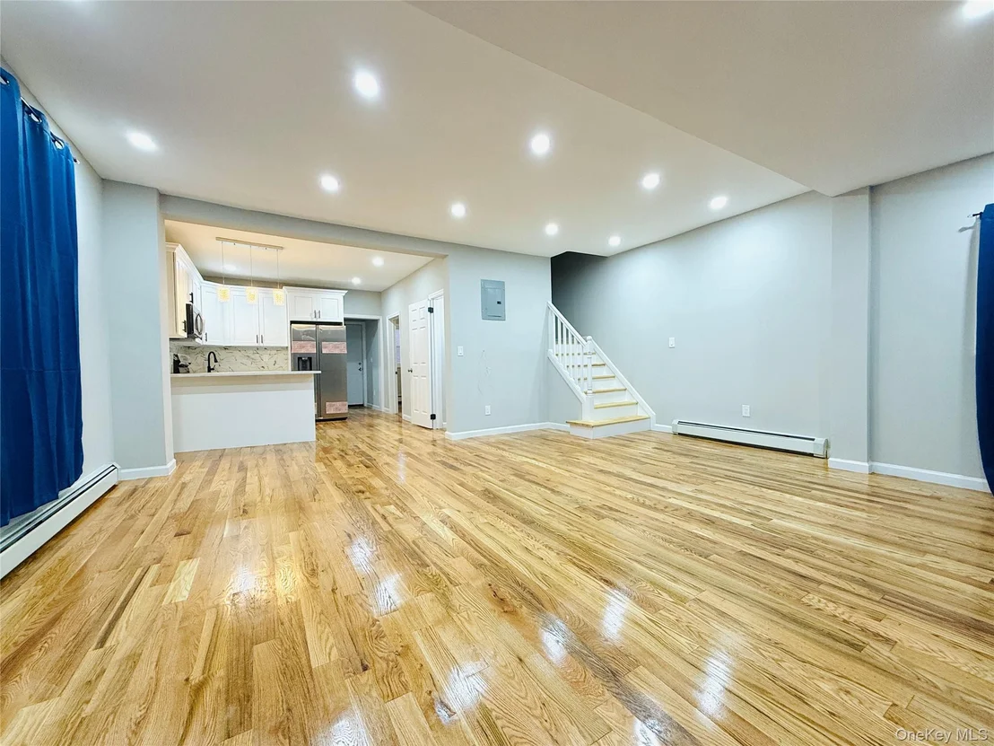 Photo of 1627 Pilgrim Avenue