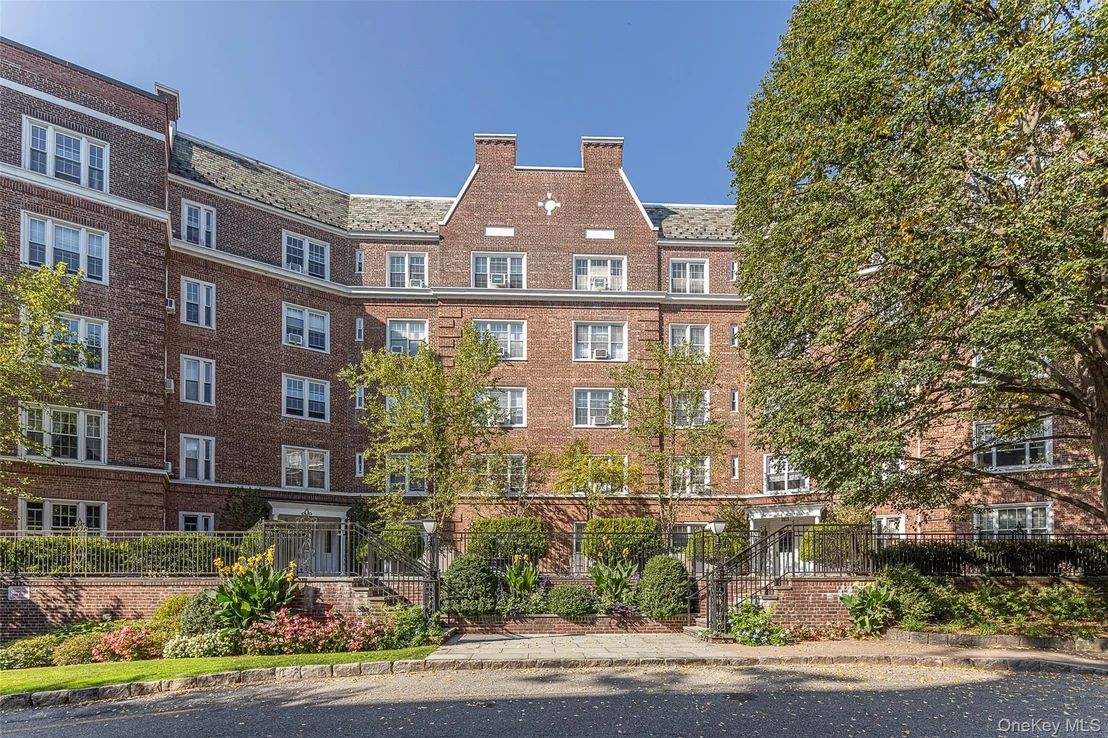 Photo of Unit 4B at 6 Midland Gardens