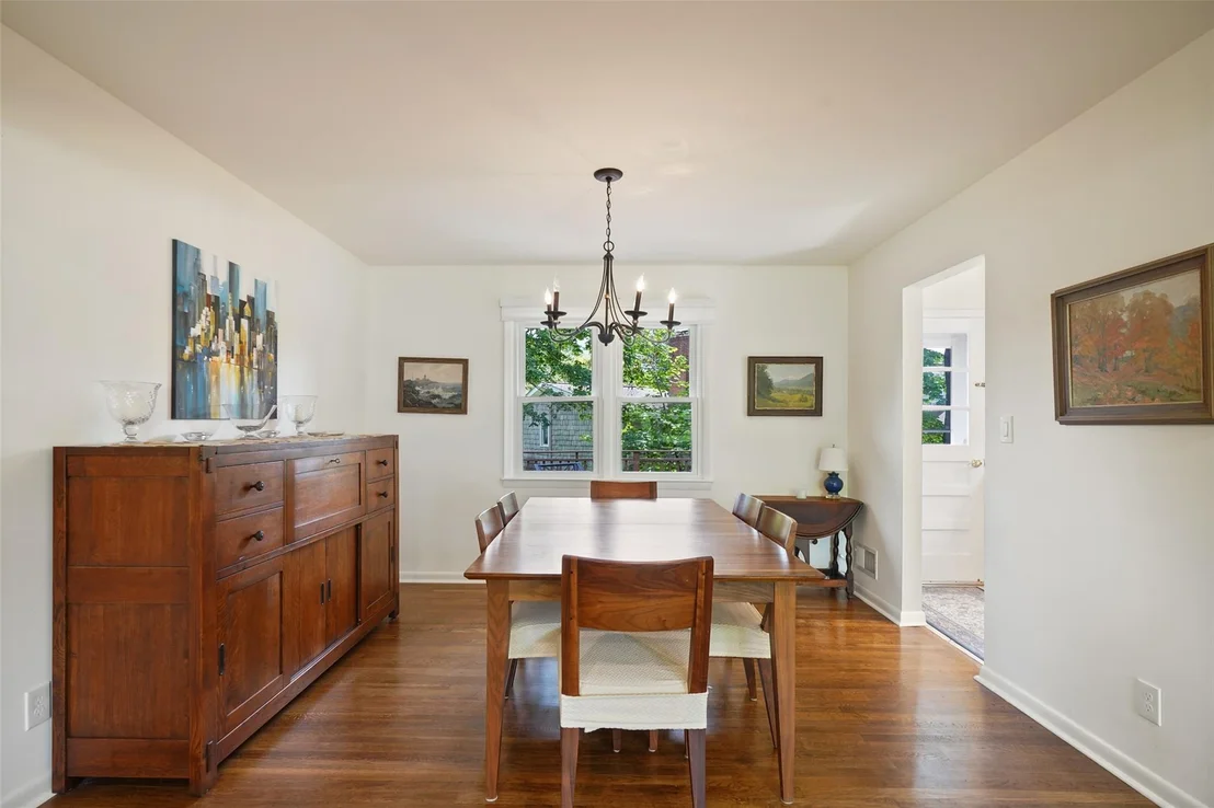 Photo of 8 Elm Hill Drive