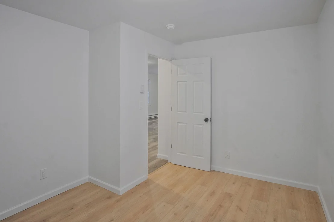 Photo of 95 Fairway Avenue
