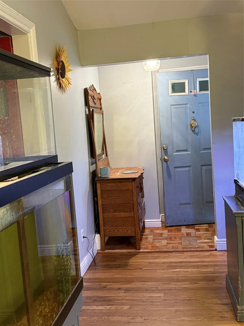 Photo of 9 Montgomery Avenue