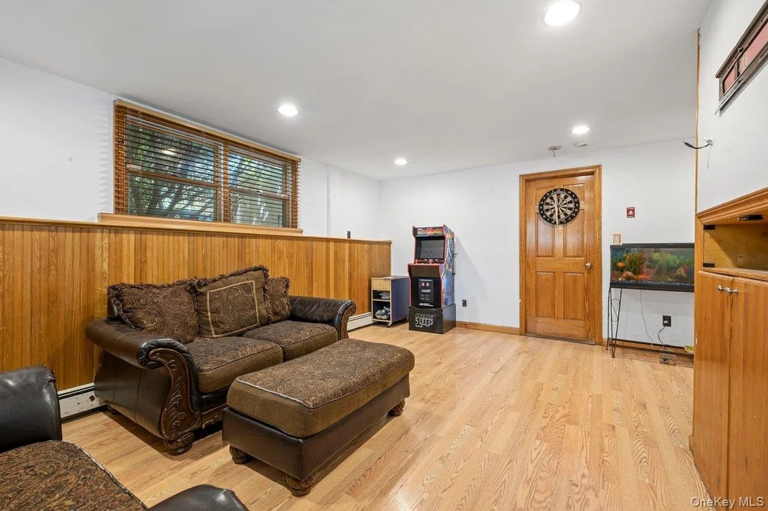 Photo of 34 21st Street