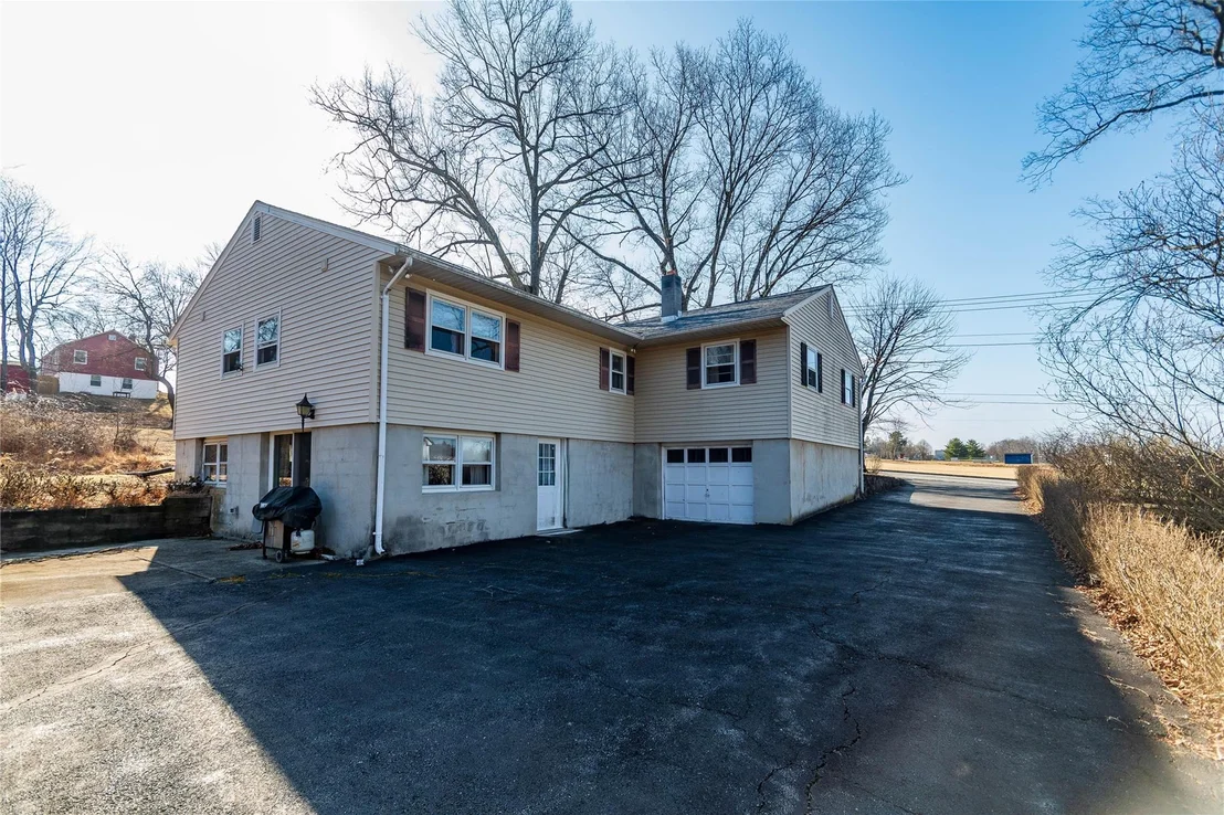 Photo of 3 Bradley Lane