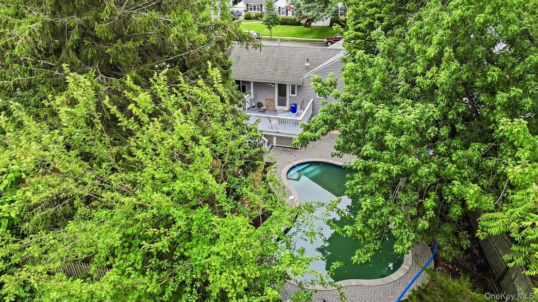 Photo of 43 Tappan Avenue