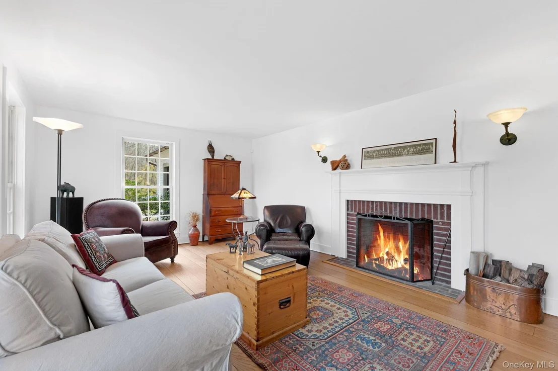 Photo of 331 Grape Hollow Road