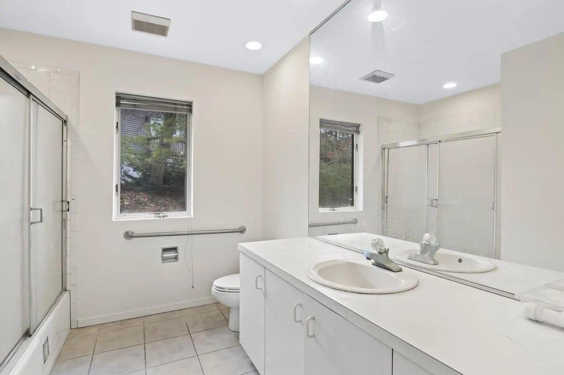 Photo of 94 Abbott Drive
