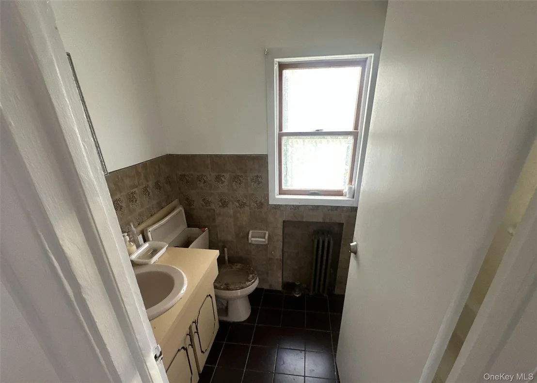 Photo of 2922 Oceanside Road