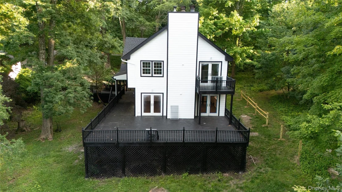 Photo of 17 Ridge Way