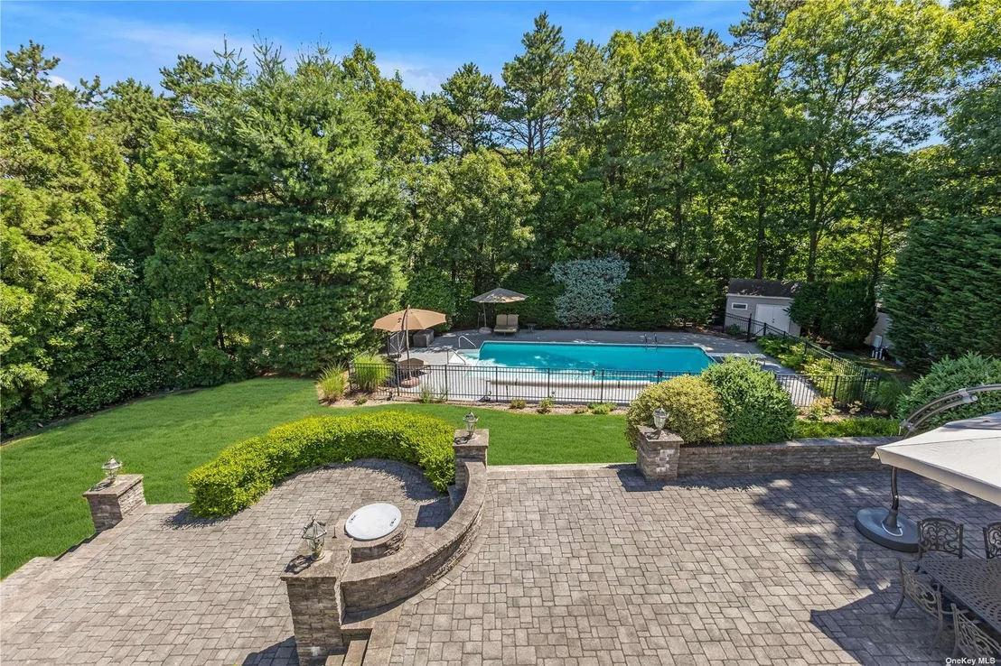 Photo of 7 Pine Ridge Drive