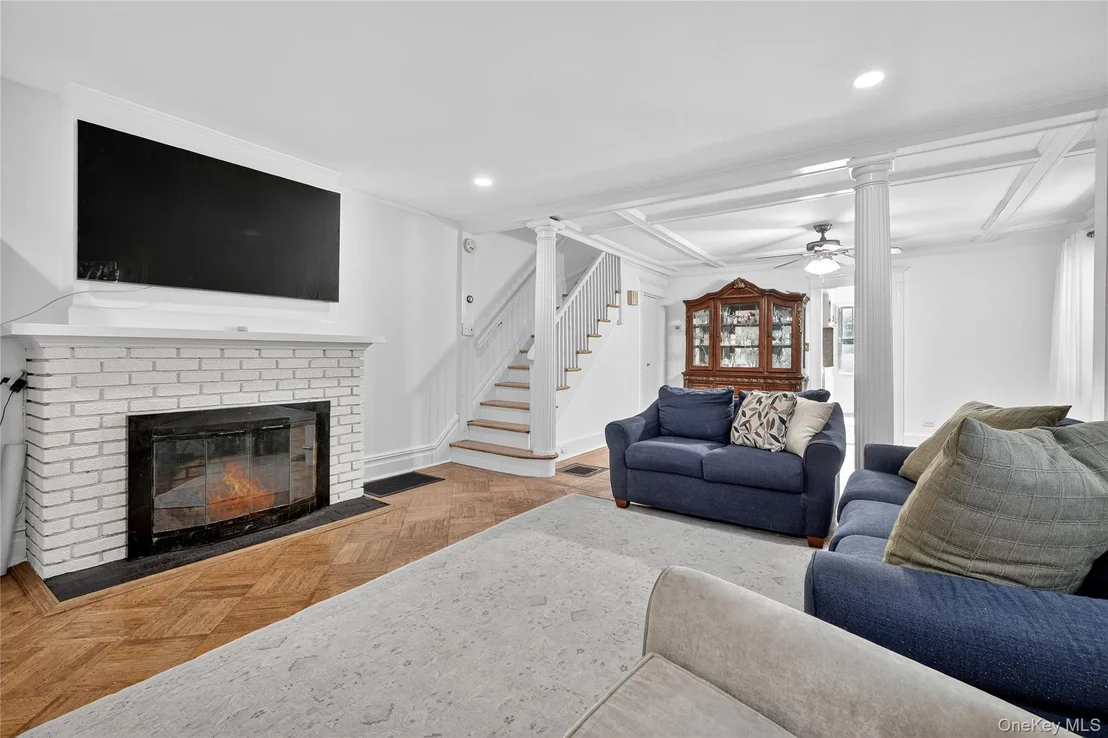 Photo of 448 First Avenue
