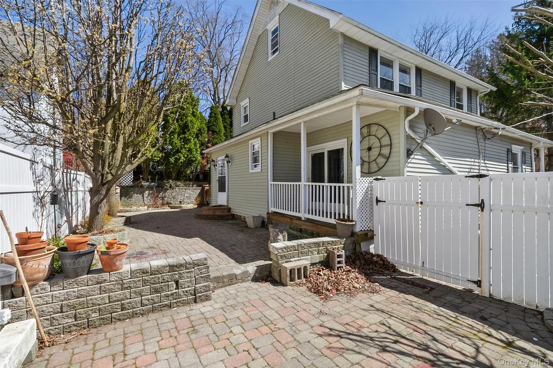 Photo of 13 Lenox Place