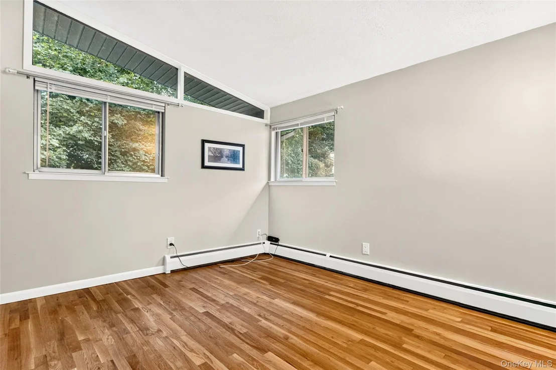 Photo of 23 Howard Avenue