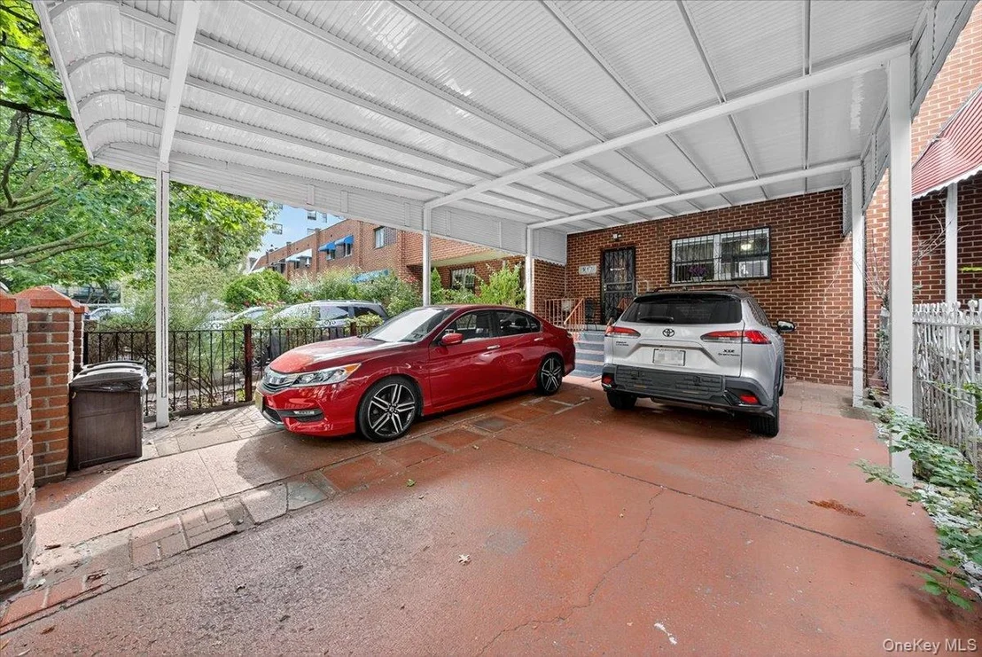 Photo of 917 Fox Street
