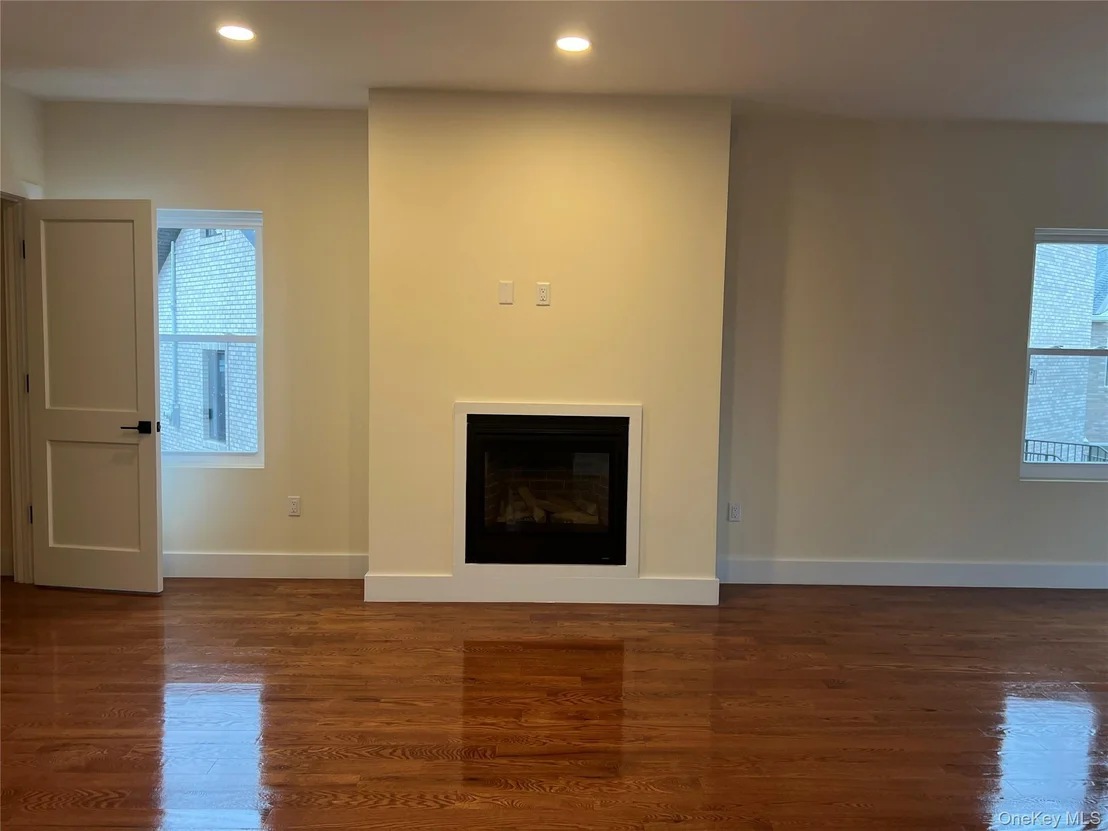 Photo of 15 Sunlight Hill