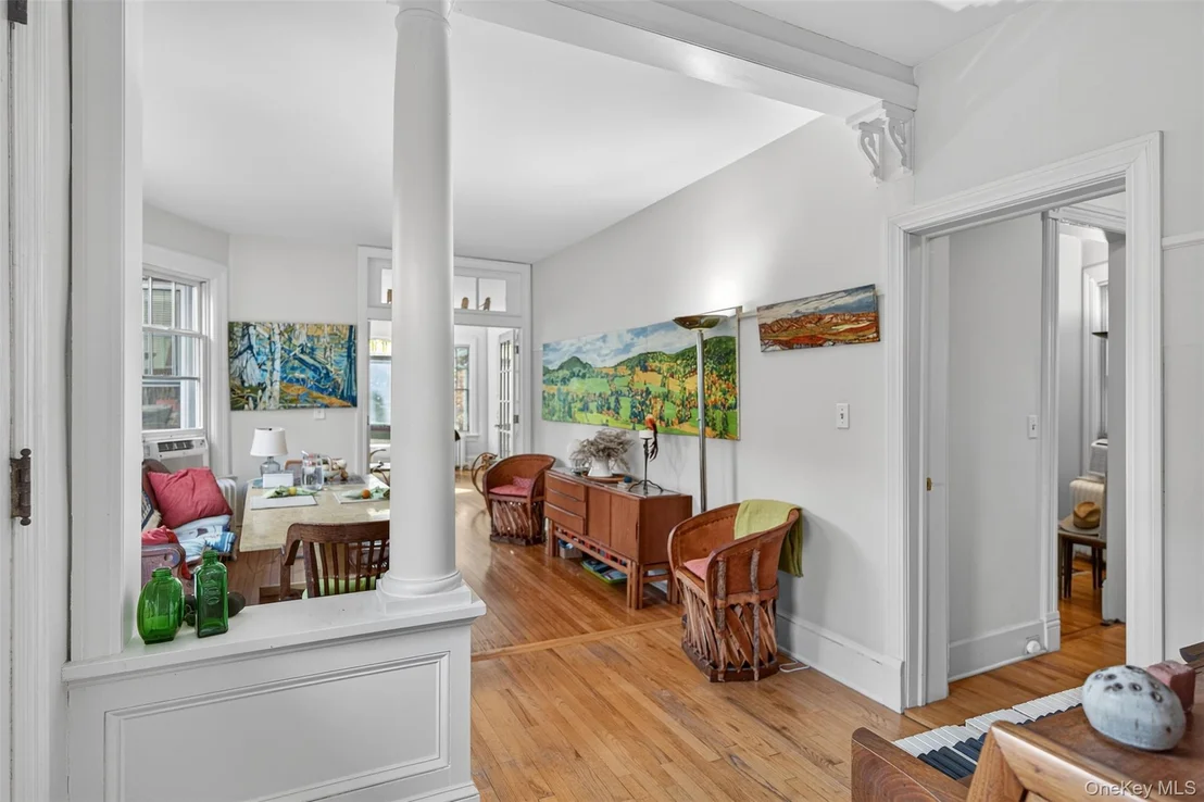 Photo of 20 Whitehouse Avenue